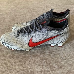 Nike Neymar Cleats